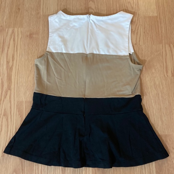 Banana Republic peplum style tank top - Picture 2 of 3